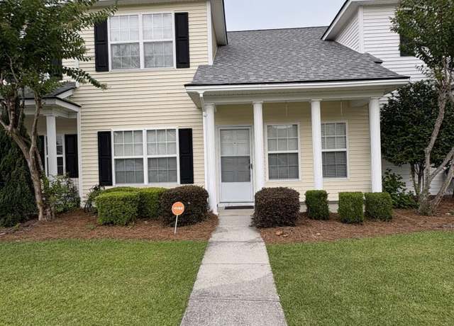 Property at 207 Congaree River Dr, Summerville, SC 29485, 3 beds, 2.5 baths