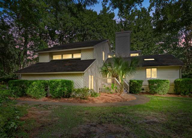 Property at 1134 Greenview Ln, Mount Pleasant, SC 29464, 4 beds, 3 baths