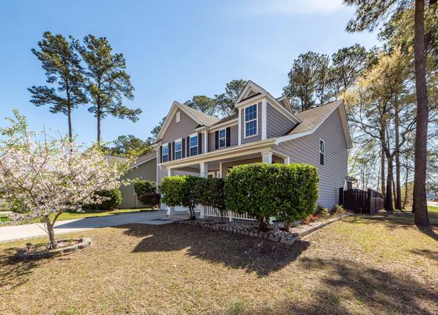 Property at 327 Freeland Way, Moncks Corner, SC 29461, 5 beds, 3 baths