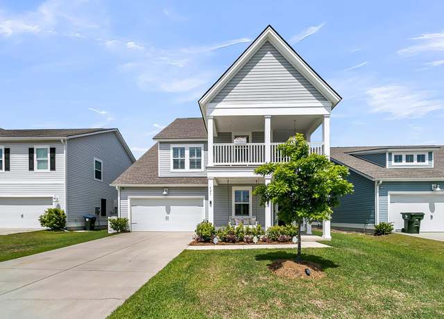 Property at 427 W Respite Ln, Summerville, SC 29483, 5 beds, 3.5 baths