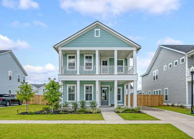 Property at 227 Witherspoon St, Summerville, SC 29486, 4 beds, 3 baths