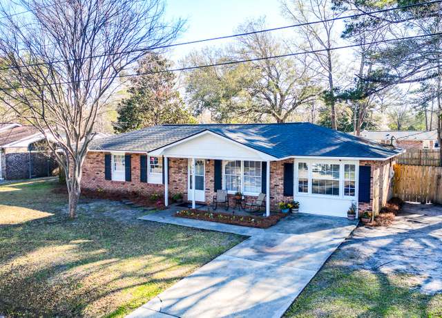 Property at 4437 Garwood Dr, Ladson, SC 29456, 4 beds, 1 bath