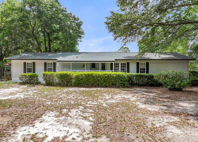 Property at 204 W Poplar Branch Dr, Moncks Corner, SC 29461, 3 beds, 2 baths