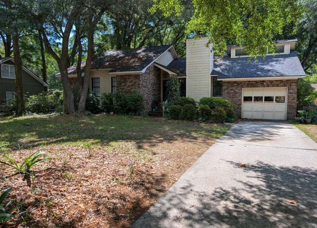 Property at 20 Anderson Ave, Charleston, SC 29412, 3 beds, 2 baths