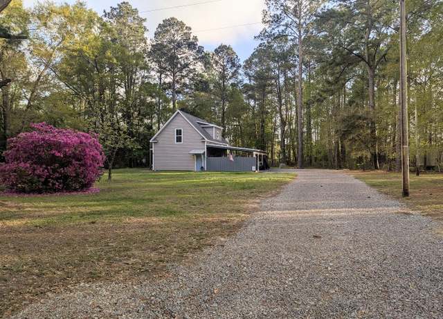 Property at 6033 Mintz Dr, Ravenel, SC 29470, 1 bed, 1.5 baths