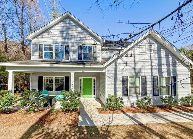 Property at 1926 Grimball Rd, Charleston, SC 29412, 5 beds, 2.5 baths