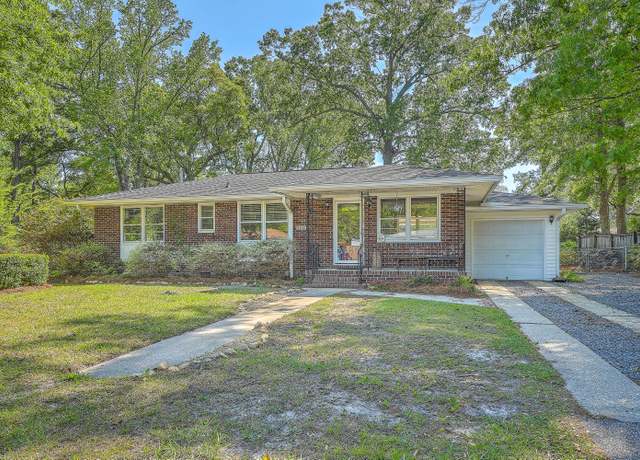 Property at 2645 Mona Ave, Charleston, SC 29414, 4 beds, 1.5 baths