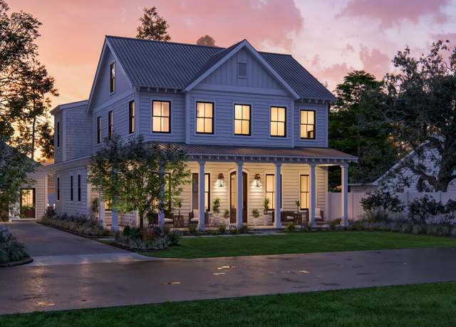Property at 1430 Hindman Ave, Mount Pleasant, SC 29464, 4 beds, 4 baths
