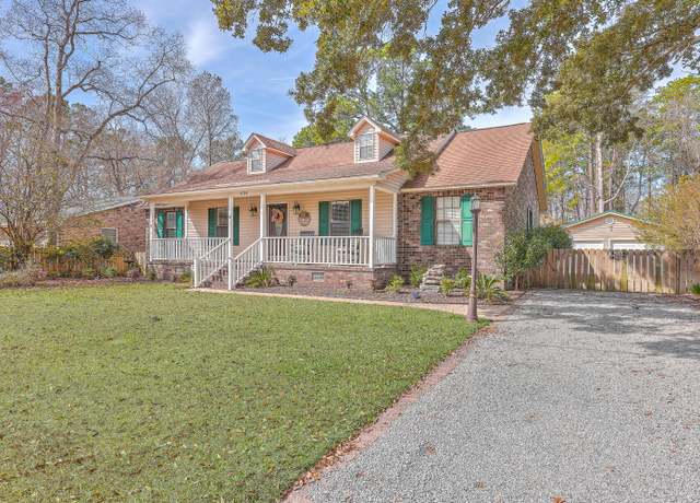 Property at 634 Lakeside Dr, Moncks Corner, SC 29461, 2 beds, 2.5 baths