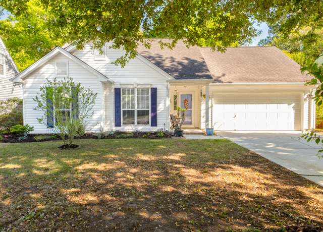 Property at 3222 Morningdale Dr, Mount Pleasant, SC 29466, 3 beds, 2 baths