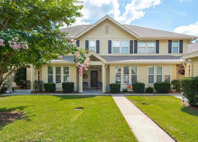 Property at 5511 Colonial Chatsworth Cir, North Charleston, SC 29418, 2 beds, 2.5 baths