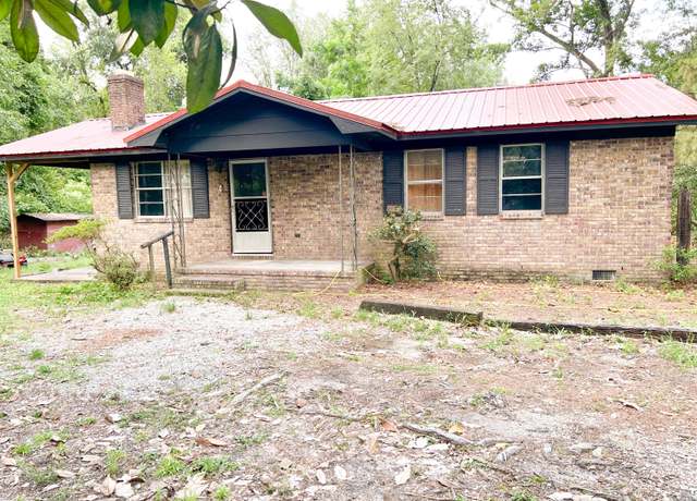 Property at 461 Smoak Rd, Walterboro, SC 29488, 2 beds, 1 bath