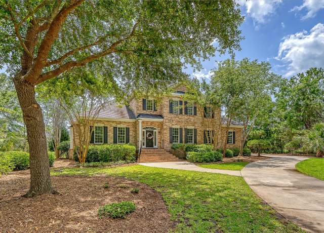 Property at 3331 Cottonfield Dr, Mount Pleasant, SC 29466, 4 beds, 3.5 baths