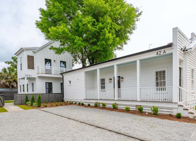 Property at 42 Poinsett St, Charleston, SC 29403, 5 beds, 4 baths