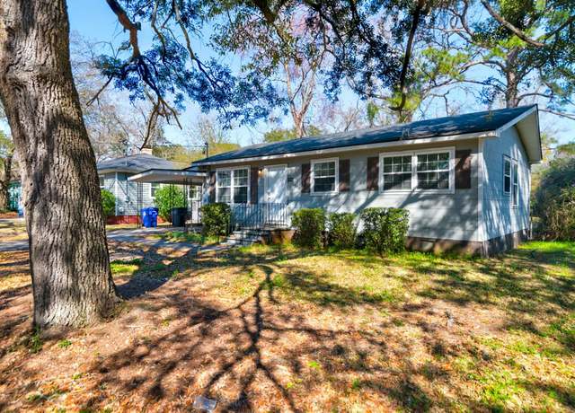 Property at 1556 Larry St, North Charleston, SC 29405, 3 beds, 1 bath