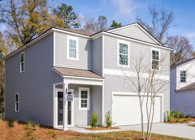 Property at 325 Tiliwa St, Summerville, SC 29486, 4 beds, 2.5 baths