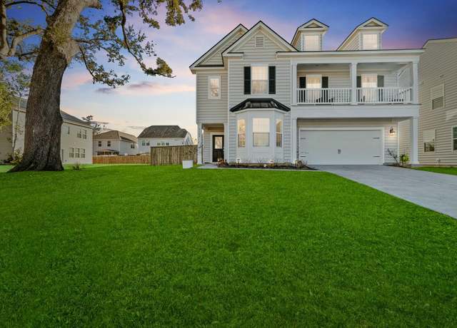 Property at 1105 Mossy Rock Dr, Summerville, SC 29485, 4 beds, 2.5 baths