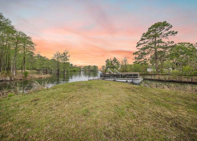 Property at 111 Jacks Ln, Bonneau, SC 29431