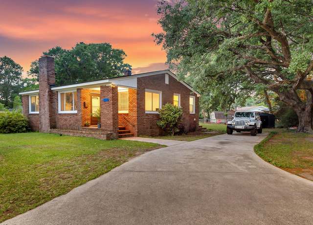 Property at 757 Longfellow Rd, Charleston, SC 29407, 3 beds, 2 baths