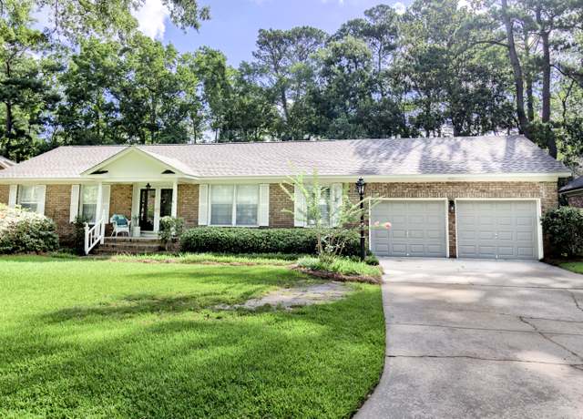 Property at 107 Old Tavern Ln, Summerville, SC 29485, 4 beds, 2 baths