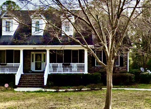 Property at 970 Pine Hollow Rd, Mount Pleasant, SC 29464, 3 beds, 2.5 baths