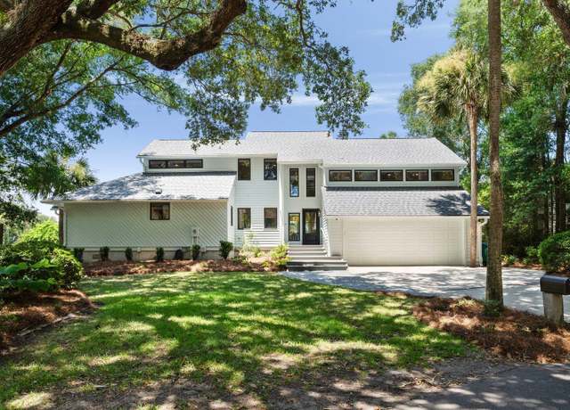 Property at 16 Edgewater Aly, Isle Of Palms, SC 29451, 4 beds, 3.5 baths