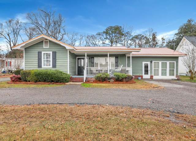 Property at 2007 Central Ave, Summerville, SC 29483, 3 beds, 2 baths