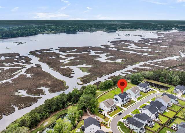 Property at 1095 Saltwater Cir, Johns Island, SC 29455, 5 beds, 4.5 baths