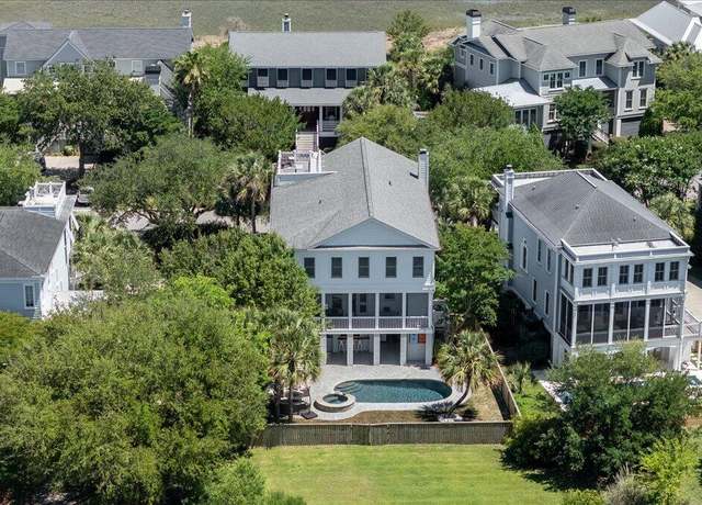Property at 764 Post Oak Dr, Mount Pleasant, SC 29464, 5 beds, 3.5 baths