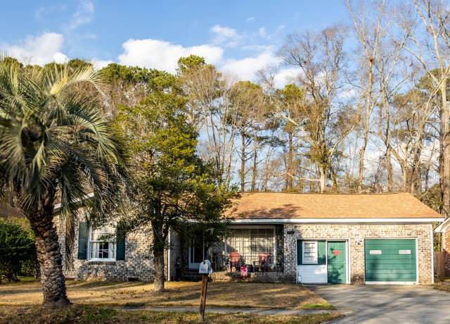 Property at 8020 Nantuckett Ave, North Charleston, SC 29420, 2 beds, 2 baths