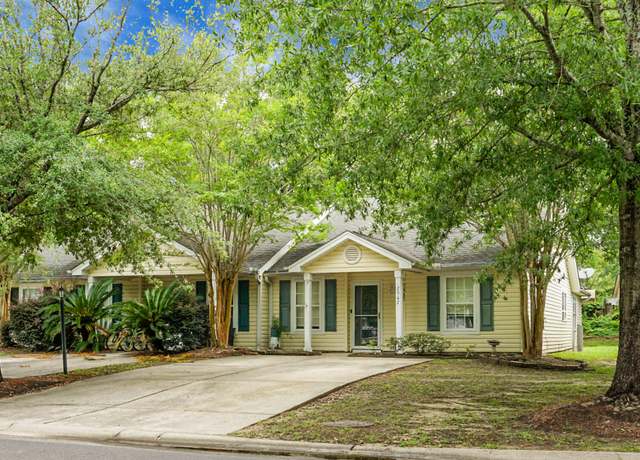 Property at 7947 Vermont Rd, North Charleston, SC 29418, 3 beds, 3 baths