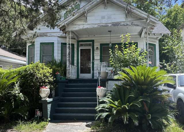 Property at 1122 King St, Charleston, SC 29403, 3 beds, 1 bath