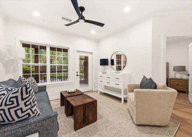 Property at 1304 Basildon Rd, Mount Pleasant, SC 29466, 2 beds, 2 baths