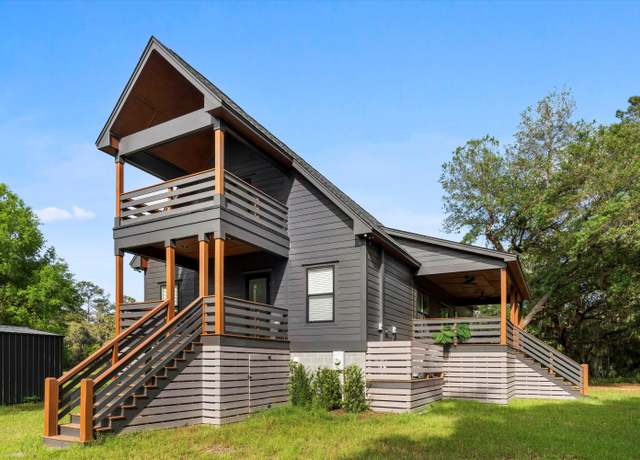 Property at 3399 Freeman Hill Rd, Johns Island, SC 29455, 4 beds, 3 baths