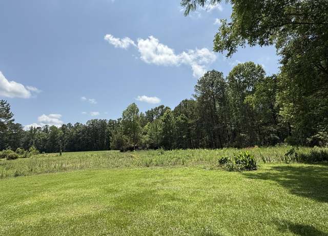 Property at 142-1 Donald Ln, Bonneau, SC 29431