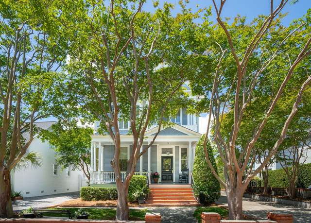 Property at 15 Rutledge Ave, Charleston, SC 29401, 4 beds, 3.5 baths