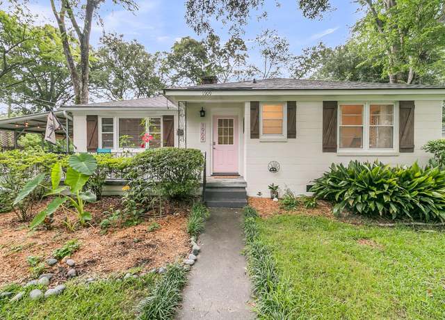 Property at 1909 Swift Ave, Charleston, SC 29407, 4 beds, 2.5 baths