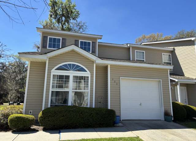Property at 111 Spanish Oak Ln, Ladson, SC 29456, 3 beds, 3.5 baths