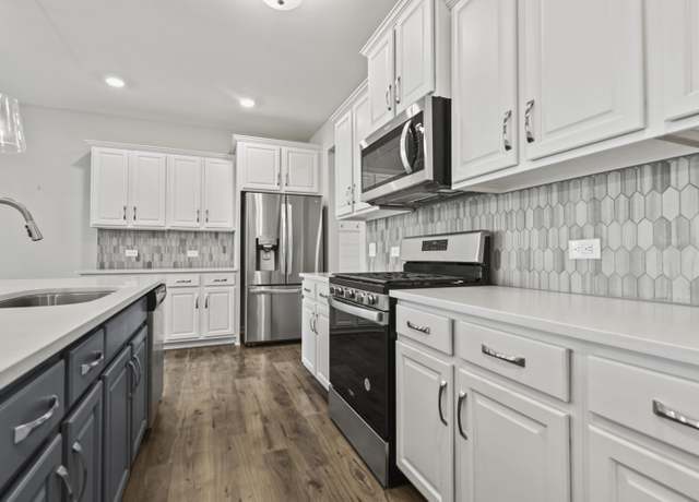 Property at 258 Godwit Dr, Summerville, SC 29486, 3 beds, 2.5 baths