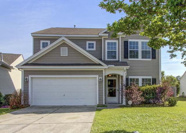 Property at 500 Dolphin Dr, Summerville, SC 29485, 3 beds, 2.5 baths