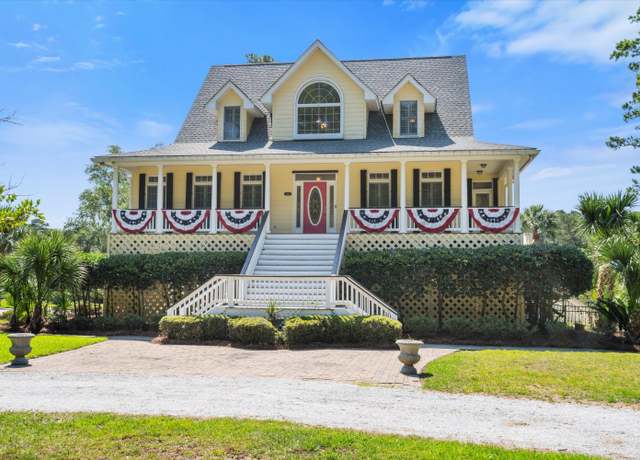 Property at 8970 Palmetto Rd, Edisto Island, SC 29438, 3 beds, 2.5 baths