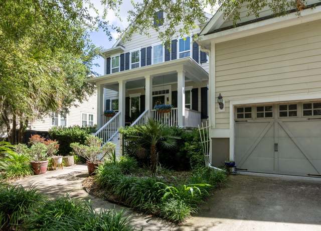 Property at 1437 Scotts Creek Cir, Mount Pleasant, SC 29464, 5 beds, 3 baths
