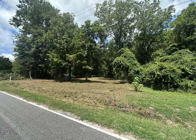 Property at 506 Society Rd, Mcclellanville, SC 29458
