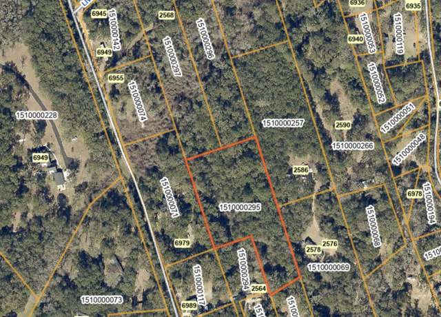 Property at 2560 Cherry Point Rd, Wadmalaw Island, SC 29487