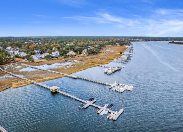 Property at 1007 Jervey Point Rd, Wando, SC 29492, 5 beds, 4 baths