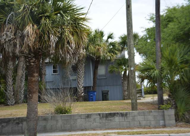 Property at 1106 Palmetto Blvd, Edisto Island, SC 29438, 2 beds, 1.5 baths