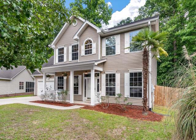 Property at 206 Hawkridge Pl, Goose Creek, SC 29445, 4 beds, 2.5 baths