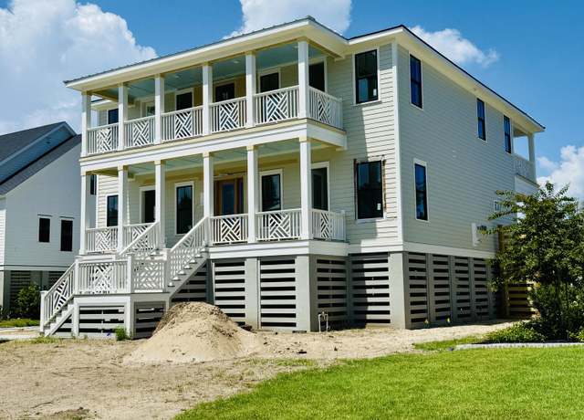 Property at 1470 Tomato Farm Cir, Mount Pleasant, SC 29464, 4 beds, 4.5 baths