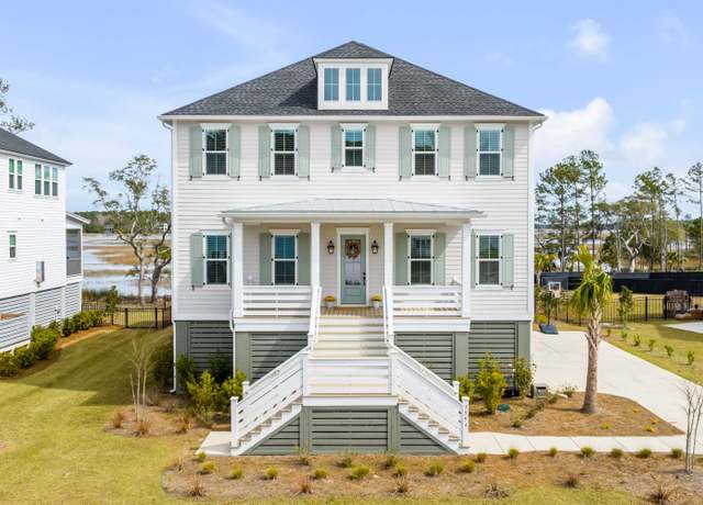 Property at 3554 Clambank Dr, Mount Pleasant, SC 29466, 5 beds, 5.5 baths