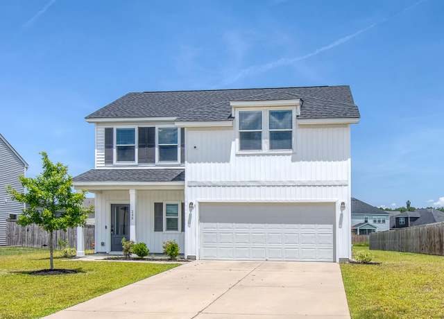 Property at 299 Lucca Dr, Summerville, SC 29486, 4 beds, 2.5 baths